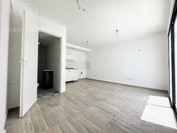 Venta en Pozo. 2 ambientes en Planta Baja. Lomas de Zamora