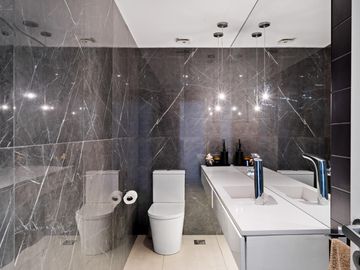 VENTA DEPARTAMENTO DUPLEX 4 AMBIENTES - COCHERA - PUERTO DE OLIVOS