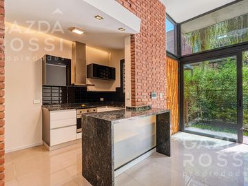 Casa en venta en Adrogue