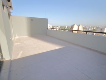 RAMÓN FALCÓN 4945 - 9º A: 3amb.    BALCÓN TERRAZA A ESTRENAR