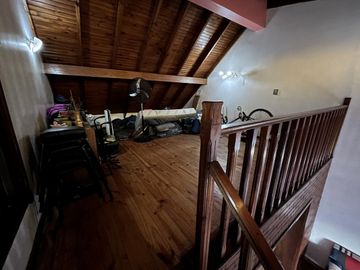 Casa con 5 domitorios con jardín, parrilla y cochera - Wilde