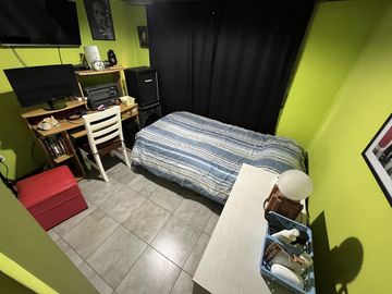 Casa con 5 domitorios con jardín, parrilla y cochera - Wilde