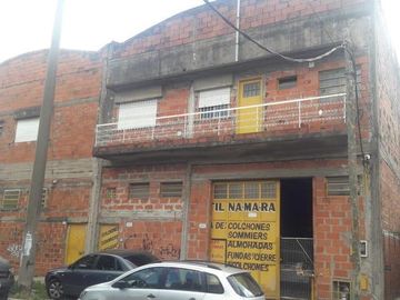 VIRREY CISNEROS 9000 - GALPON 500 MTS - J.L.SUAREZ - VENDE