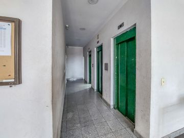Venta departamento de 4 ambientes con balcón en Ciudadela - VISTA ABIERTA