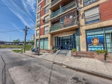 Venta departamento de 4 ambientes con balcón en Ciudadela - VISTA ABIERTA