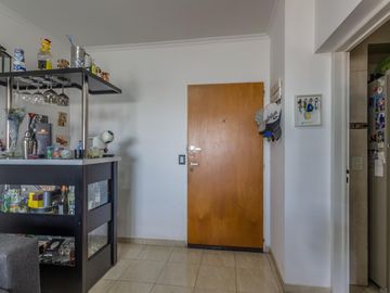 Venta departamento de 4 ambientes con balcón en Ciudadela - VISTA ABIERTA