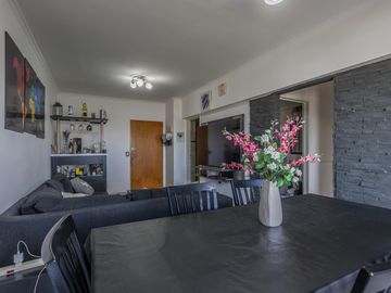 Venta departamento de 4 ambientes con balcón en Ciudadela - VISTA ABIERTA
