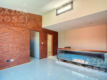 Casa en venta en Adrogue