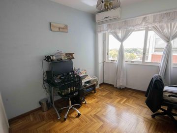 Departamento de 3 ambientes en venta, en Martínez.
