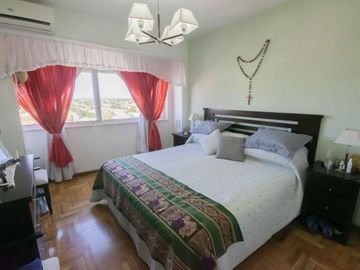 Departamento de 3 ambientes en venta, en Martínez.