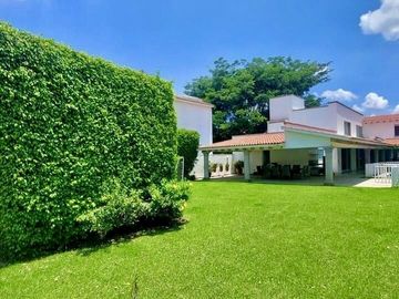 CASA EN KLOSTER SUMIYA