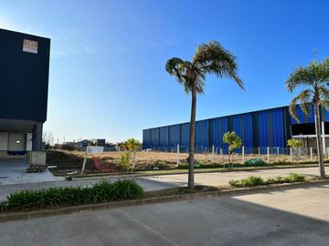 Nave Industrial - deposito - galpón -  en alquiler en  Benavidez
