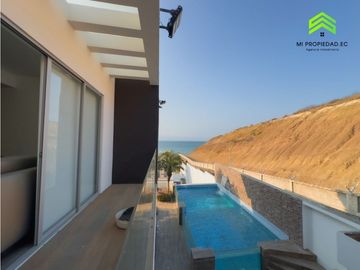CASA CON PISCINA FRENTE AL MAR EN URBANIZACIÓN MARINA BLUE - MANTA