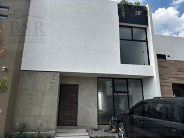 CASA EN VENTA EN FRACCIONAMIENTO  ESMERALDA V EN SAN MATEO ATENCO