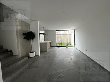 CASA EN VENTA EN FRACCIONAMIENTO  ESMERALDA V EN SAN MATEO ATENCO