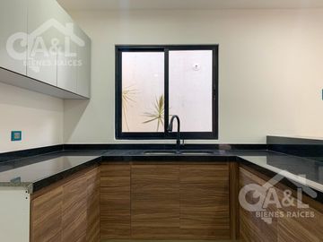 Casa en Preventa en Residencial La Finca