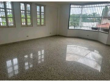 CASA  DUPLEX  EN  ALTOS DEL GOLF  EN LOMA  ALEGRE 5REC 4.5B 450M2