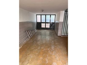 VENDE CASA EN BARRIO TRAPICHE GODOY CRUZ