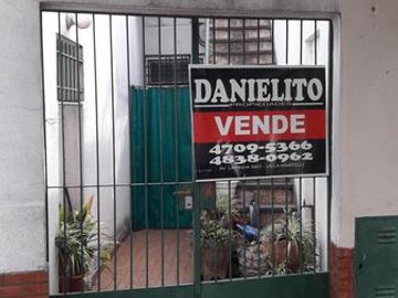 BRASIL 600  - CASA 3 AMB    LOCAL   GALPON  - V. MARTELLI