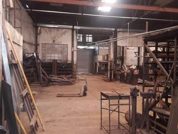 LAS HERAS 4700 - GALPON - V. MARTELLI