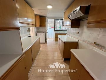 Casa en Venta en Sector Colegio Grange, entre Loreley y Reina Victoria