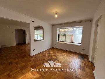 Casa en Venta en Sector Colegio Grange, entre Loreley y Reina Victoria