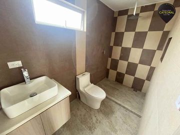 Casa de venta en Av. Roma – código:21461