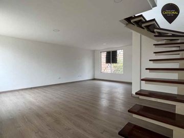 Casa de venta en Av. Roma – código:21461