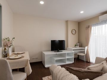 Studio Condo for sale at The Escape