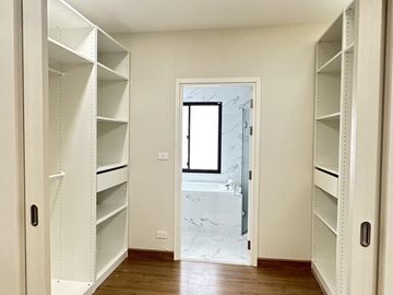 FOR SELL townhouse  Patio Rama 9-Pattanakarn MRT-Kelantan CX-104994