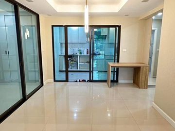 FOR SELL townhouse  Patio Rama 9-Pattanakarn MRT-Kelantan CX-104994