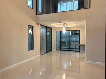 FOR SELL townhouse  Patio Rama 9-Pattanakarn MRT-Kelantan CX-104994