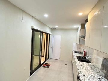 FOR SELL townhouse  Patio Rama 9-Pattanakarn MRT-Kelantan CX-104994