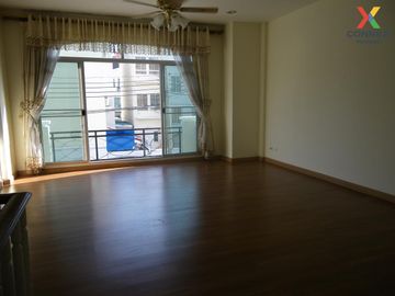 FOR SELL townhouse Baan Klang Muang The Royal Monaco Srinakarin-Pattanakarn MRT-Sri Bearing CX-106372