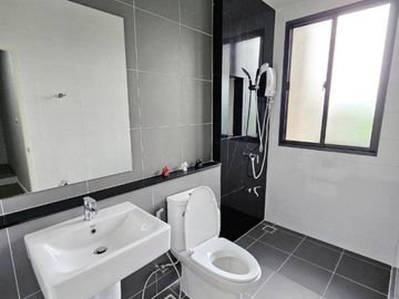FOR SELL townhouse Baan Klang Muang Rama 9-Krungthep Kreetha MRT-Sri Bearing CX-106304