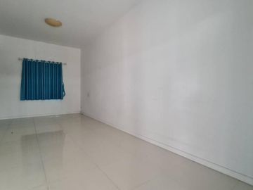 FOR SELL townhouse Unio Town Lamlukka-Klong 4 BTS-Thong Lo CX-106921