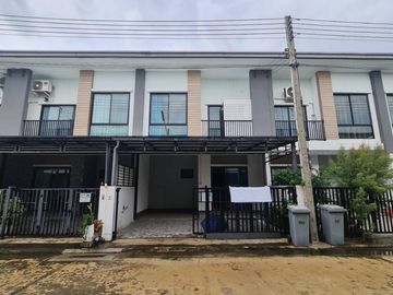 FOR SELL townhouse Unio Town Lamlukka-Klong 4 BTS-Thong Lo CX-106921