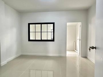 FOR SELL house Duangkaew Village MRT-Sukhumvit CX-107379