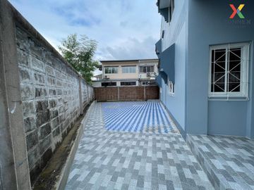FOR SELL townhouse Baan Suankularb MRT-Sukhumvit CX-107377