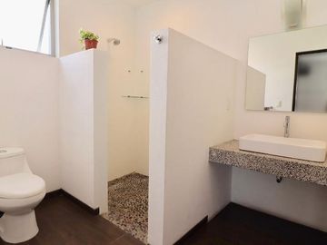 Propiedad en venta ideal para oficinas en Chapultepec Norte, Morelia
