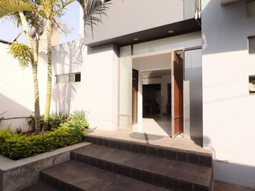 Propiedad en venta ideal para oficinas en Chapultepec Norte, Morelia