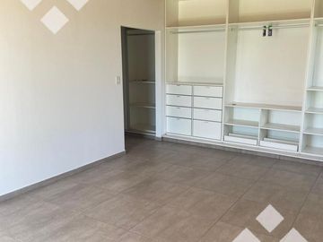 Venta casa 3 dormitorios, nivel gerencia, Cipolleti, B° Plaza Pueblo