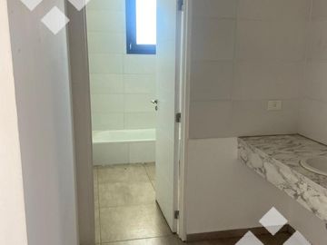 Venta casa 3 dormitorios, nivel gerencia, Cipolleti, B° Plaza Pueblo