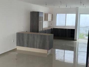 EL MEJOR LUGAR PARA VIVIR  FRACCIONAMIENTO LA RIOJA TU SEGURIDAD Y DE TU FAMILIA