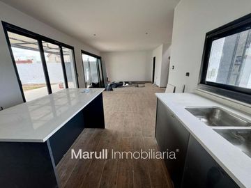 Prados de manantiales - Casa 3 dormitorios en lote de 360m2