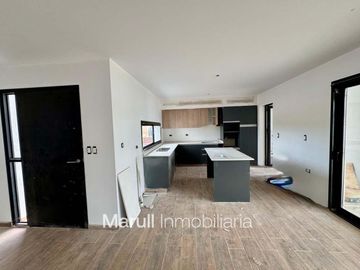 Prados de manantiales - Casa 3 dormitorios en lote de 360m2