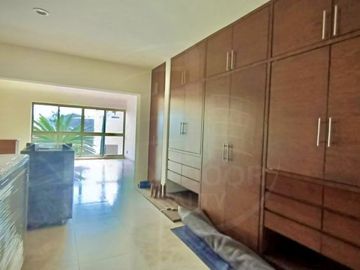 CASA EN VISTA HERMOSA