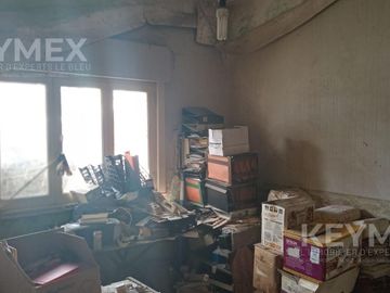 Casa a reciclar con parque en lote propio en Ramos Mejía