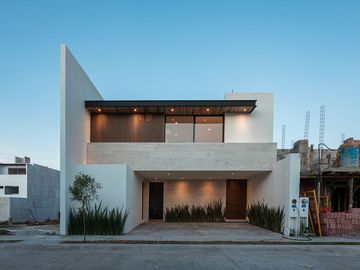Casa en venta San Angel V