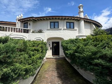 Casa en Venta, Prado Largo, 3 Recámaras.